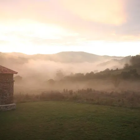 Casona Cuervo 3* San Tirso de Candamo