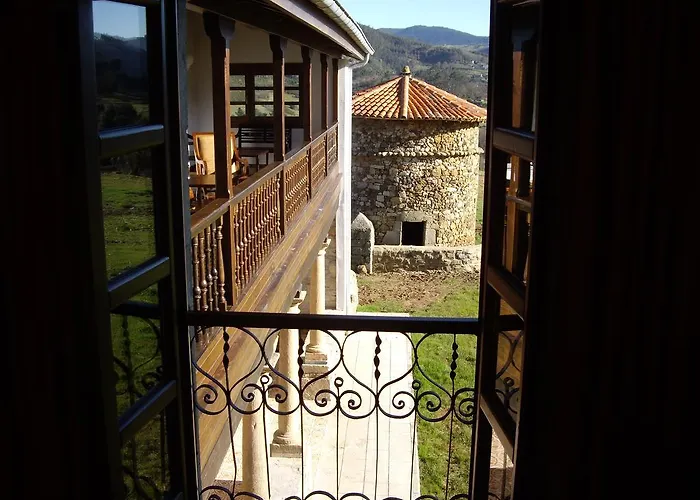 Casona Cuervo San Tirso de Candamo